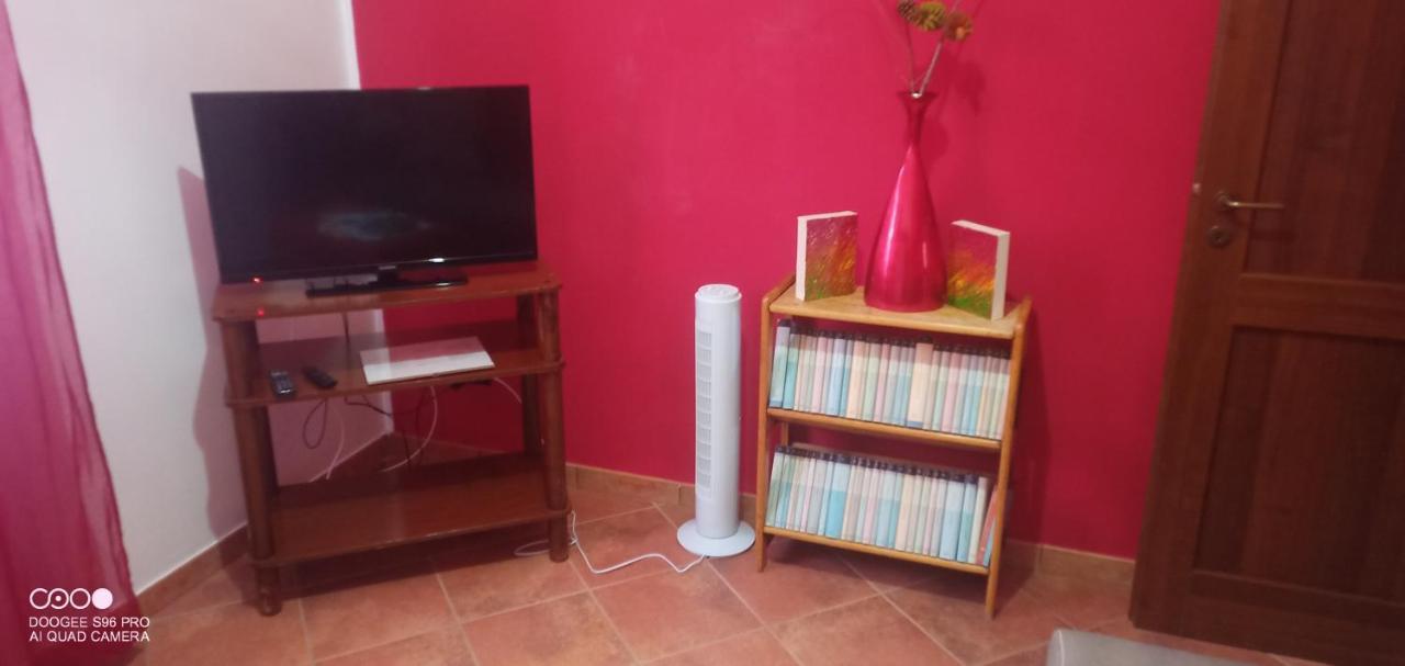Orangebalestrate Apartment Ngoại thất bức ảnh